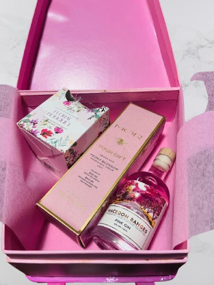 Mom's Treasure Hamper