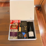 Luxury hamper: Cheerful Festivity Bundle