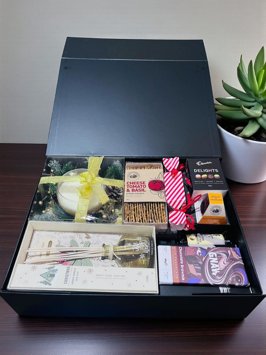 Golden Indulgence Hamper