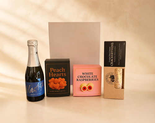 Basic Hamper :Pocketful Of Joy Hamper